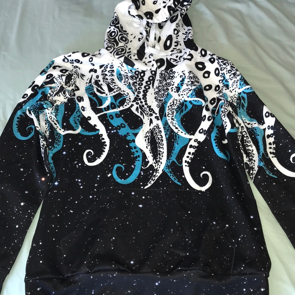 🏳️ Octopus Tentacle Hoodie